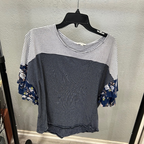 Umgee Shirt - Picture 1 of 1
